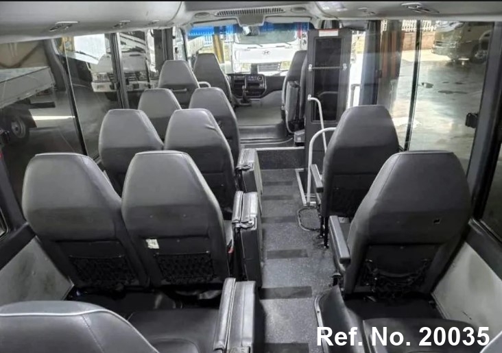  Hyundai / New County Stock No. 20035